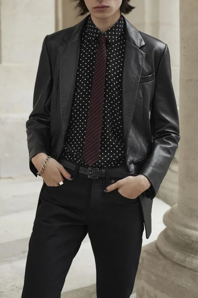 Look 37